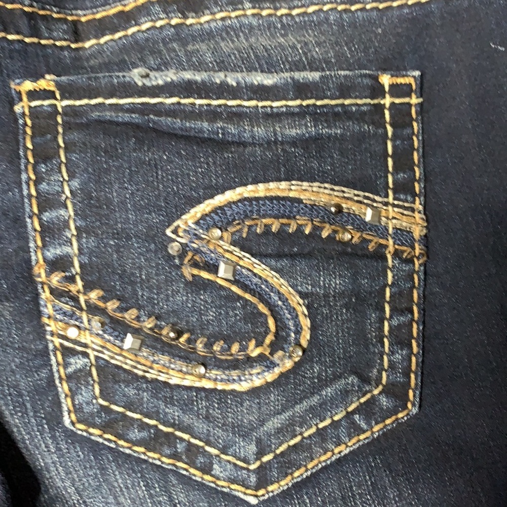 Silver Jeans Suki Slim Dark Wash Bootcut Jean - Picture 11 of 15
